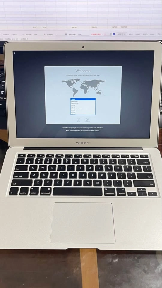 2015 Macbook Air 13 inch i5 - photo 4