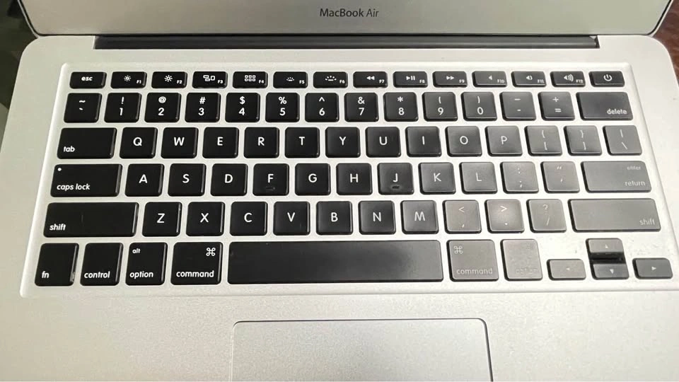 2015 Macbook Air 13 inch i5 - photo 5