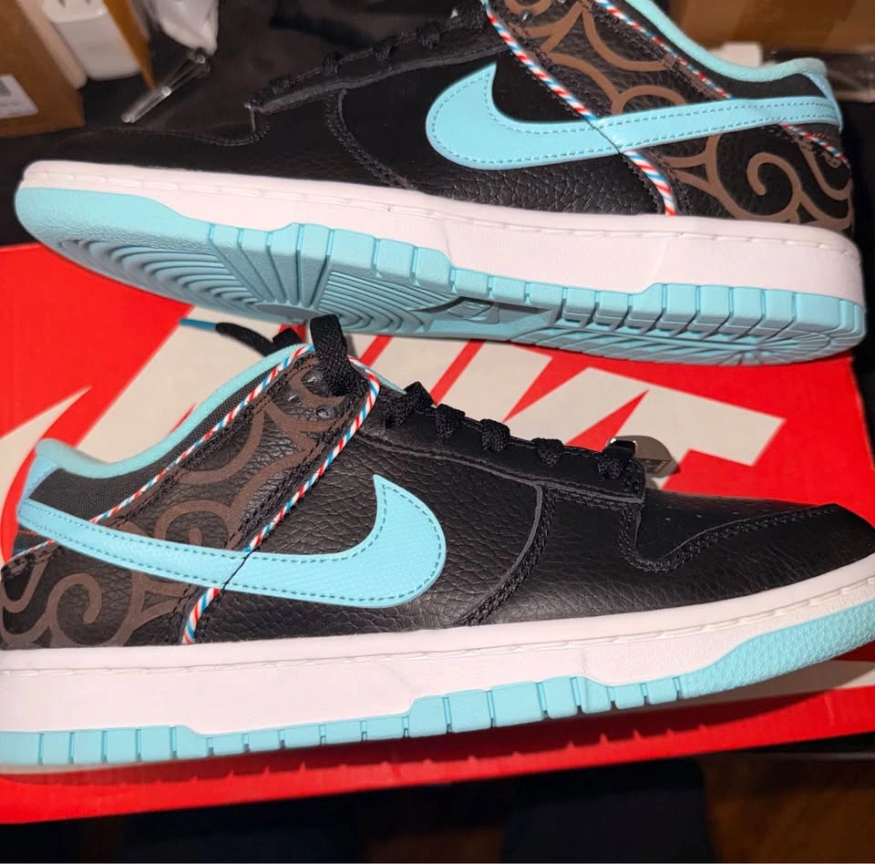 Barber shop Dunks size 6.5 - photo 3