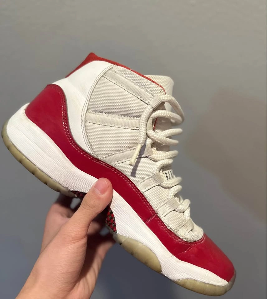 Jordan 11 cherry red - photo 2