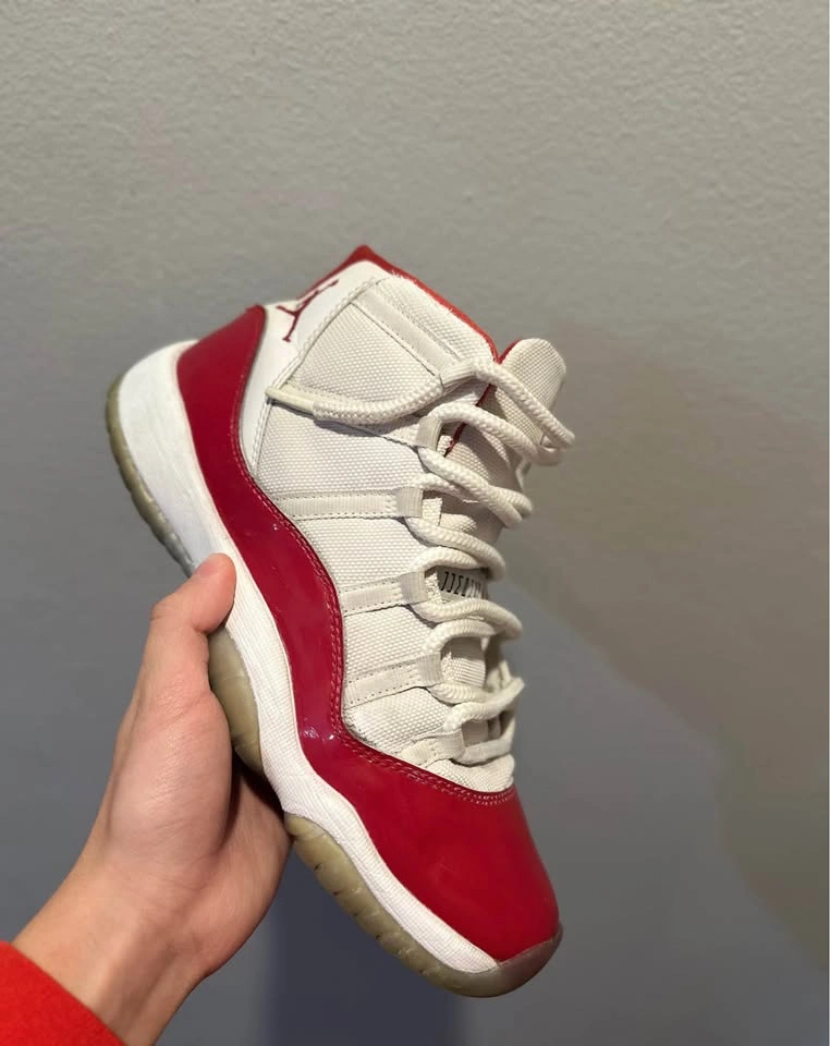 Jordan 11 cherry red - photo 5