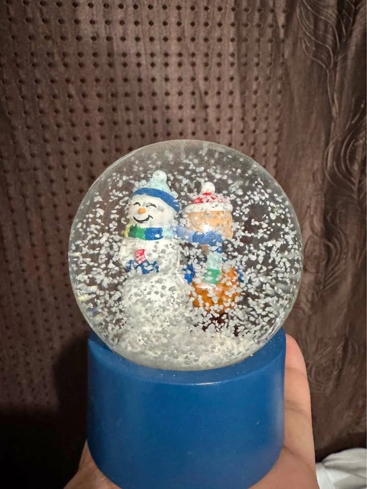Tim Hortons snow globe show piece decoration