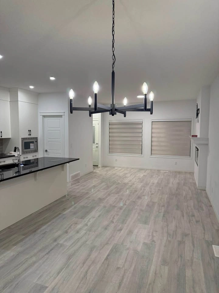 4 Beds 2.5 Baths - House - photo 3