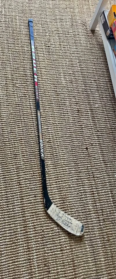 Walter Gretzky signed left hand hockey stick