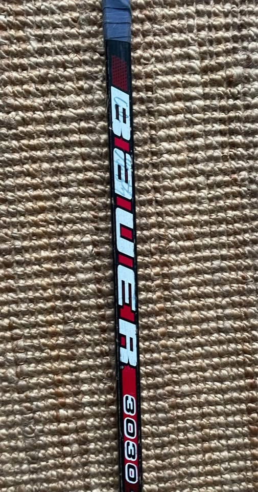 Walter Gretzky signed left hand hockey stick - photo 5