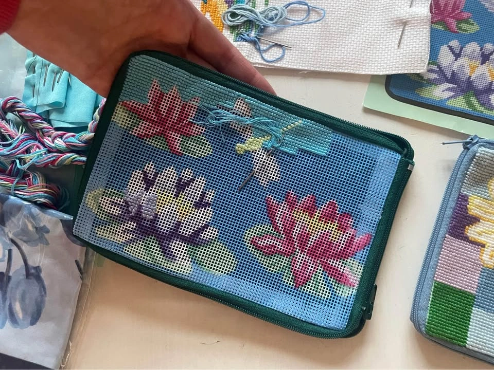 Beautiful needle point crafts (one finished) - photo 2