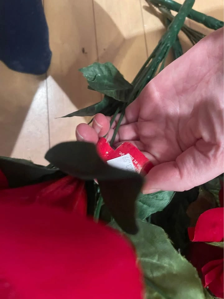 $15 all 4 Artificial Christmas Poinsettia Bouquets - photo 3