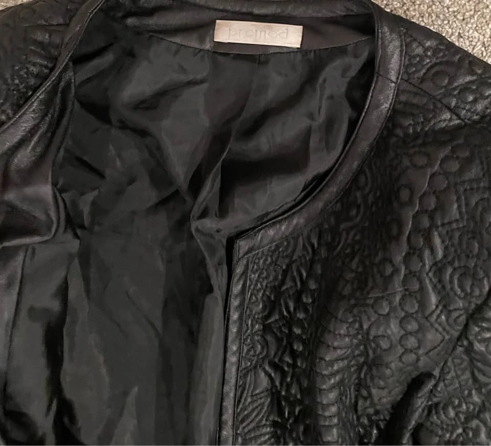 Black quilted jacket, women’s 6 - photo 2