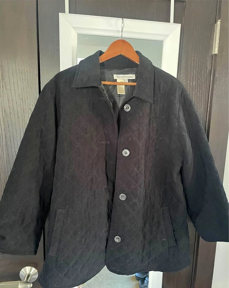 Quilted coat, women’s large