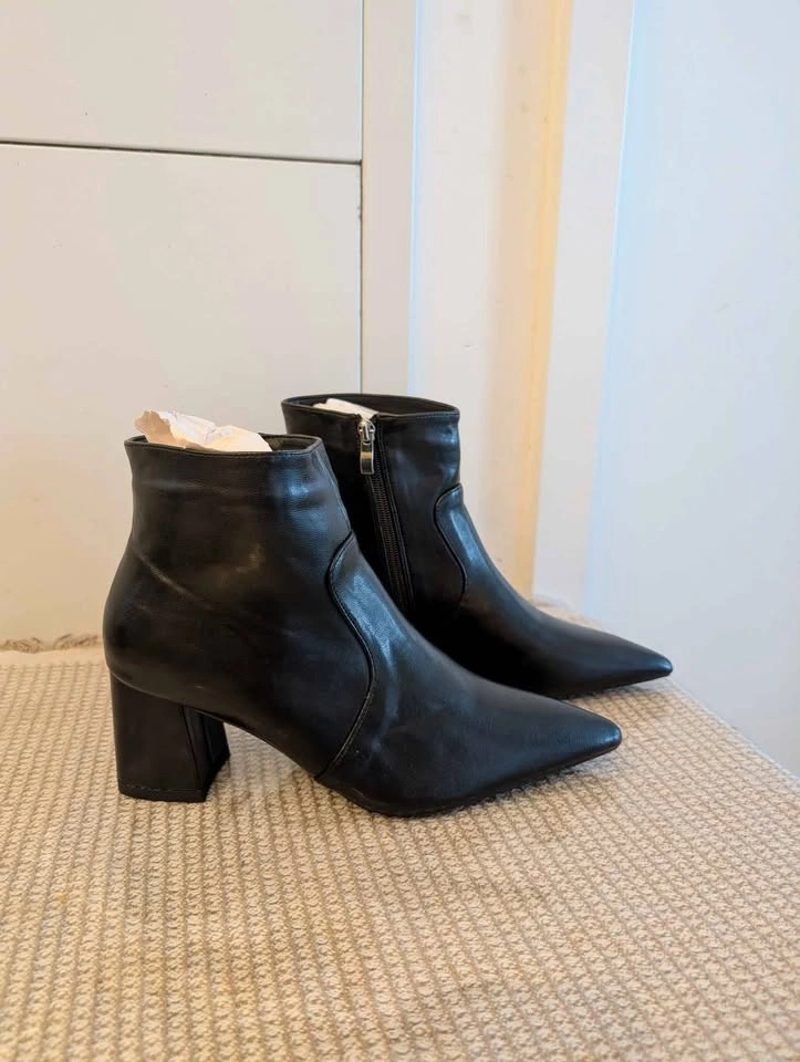 Brand New Ankle Boots Sheepskin for Women - size 8 - photo 4
