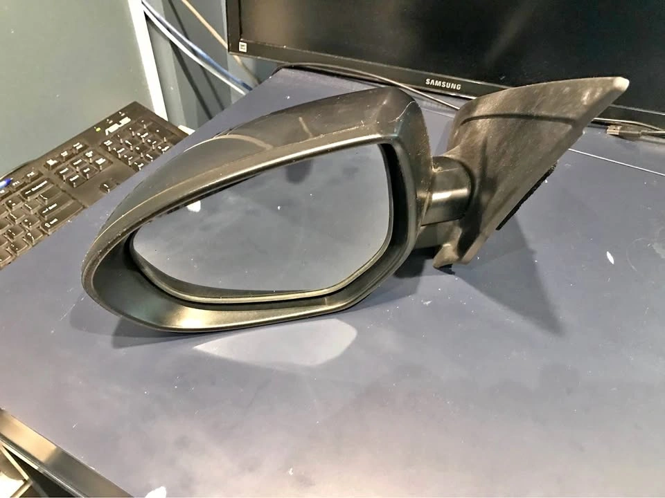 Mazda 3 (2010-2013) OEM (Used) Driver Side Power Door Mirror
