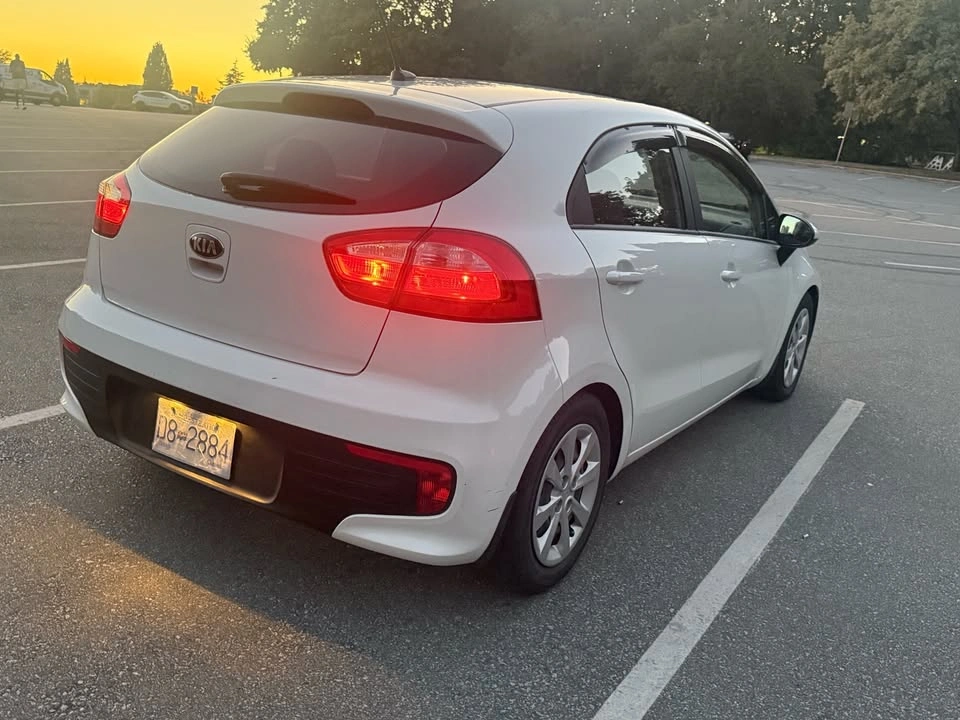 2016 Kia Rio Clean Title BC Vehicle No Accidents Manual - photo 5