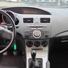 2011 Mazda 3 /manual - photo 5