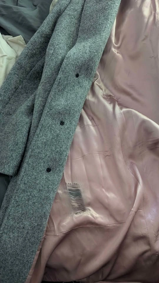 Wool coat 100% - perfect for winter/fall - photo 4
