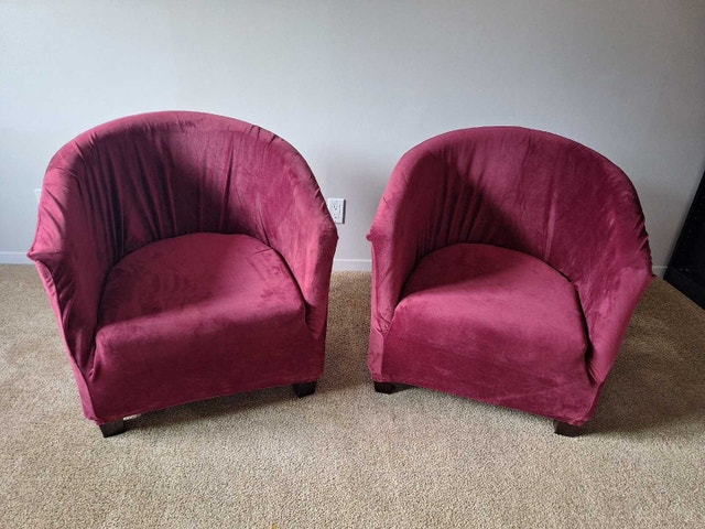 Barrel accent chairs with covers