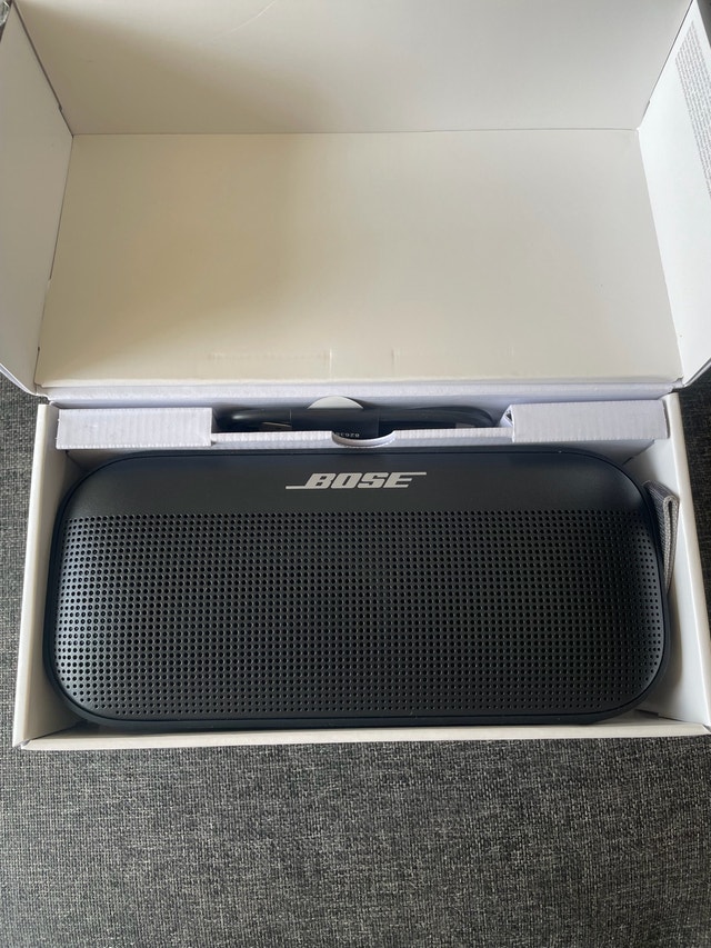 Bose SoundLink Flex - photo 2