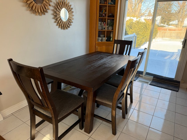 Dining table for sale - photo 4