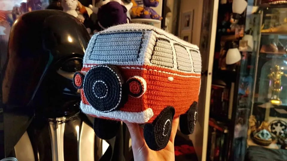 Volkswagen Van Amigurumi Crochet thumbnail