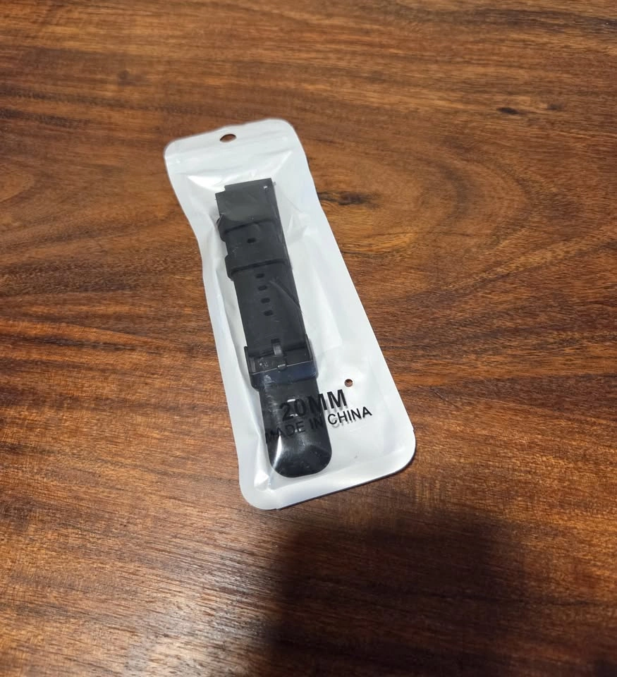 20mm Black Silicone Watch Strap – Brand New / Unused - photo 4