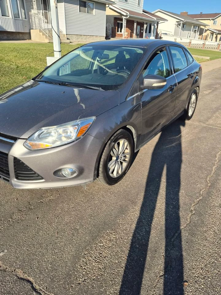 2012 Ford Focus - photo 2