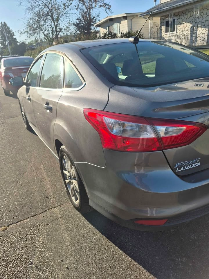 2012 Ford Focus - photo 4
