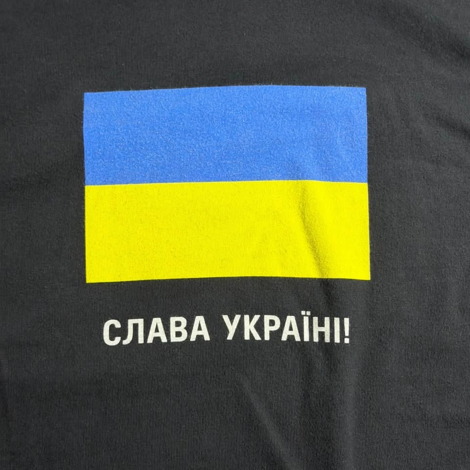 Balenciaga x UNITED24 Support Ukraine - photo 3