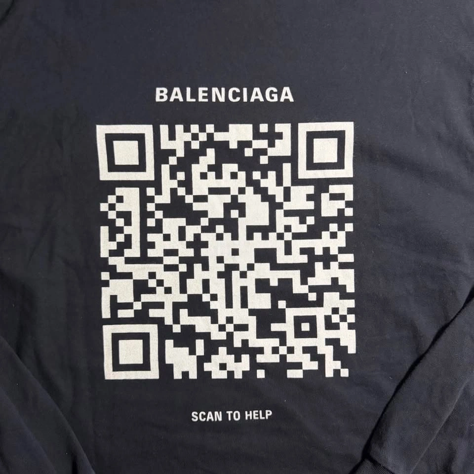 Balenciaga x UNITED24 Support Ukraine - photo 5