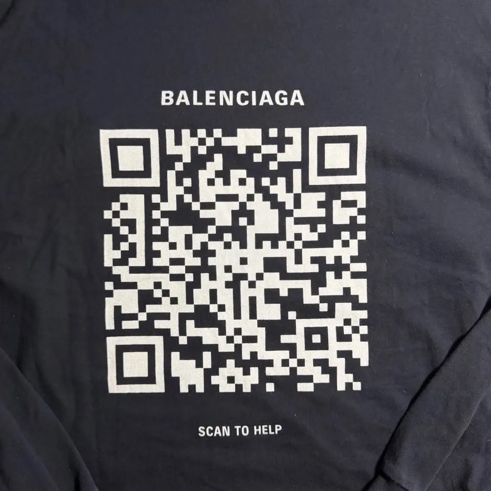 Balenciaga x UNITED24 Support Ukraine - photo 5