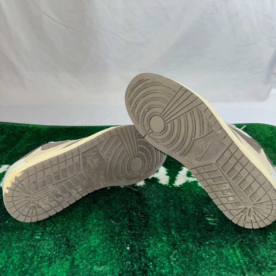 Travis Scott Nike Shoes - photo 2