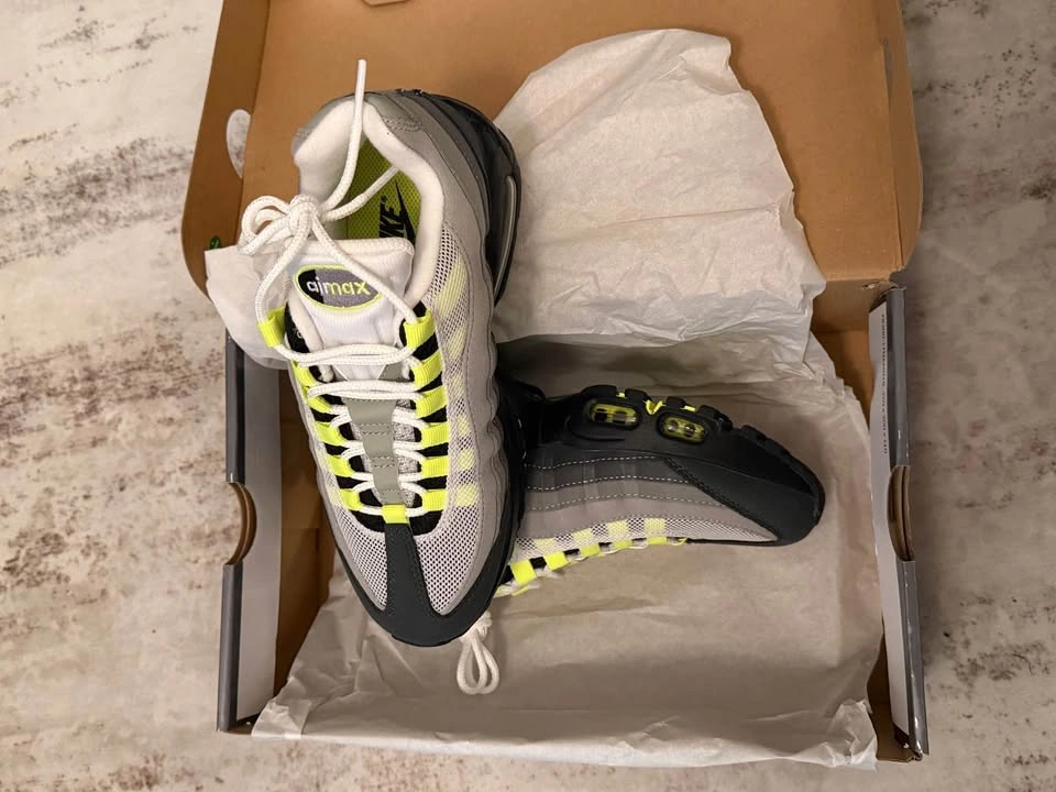 Nike Air Max 95 – Grey/Neon New - photo 5