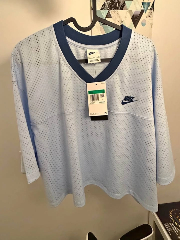 Nike Mesh V-Neck Jersey – Light Blue – New with Tags