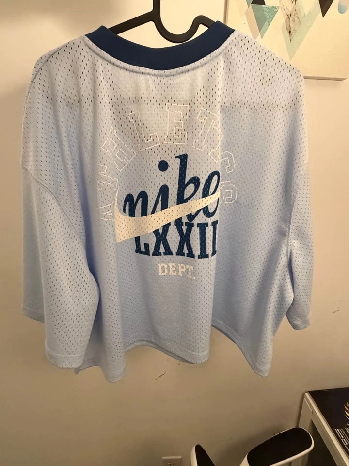Nike Mesh V-Neck Jersey – Light Blue – New with Tags - photo 2