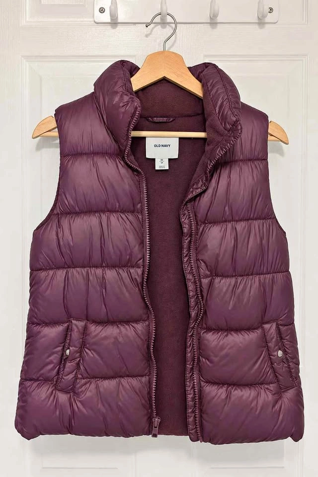 Old Navy Puffer Vest