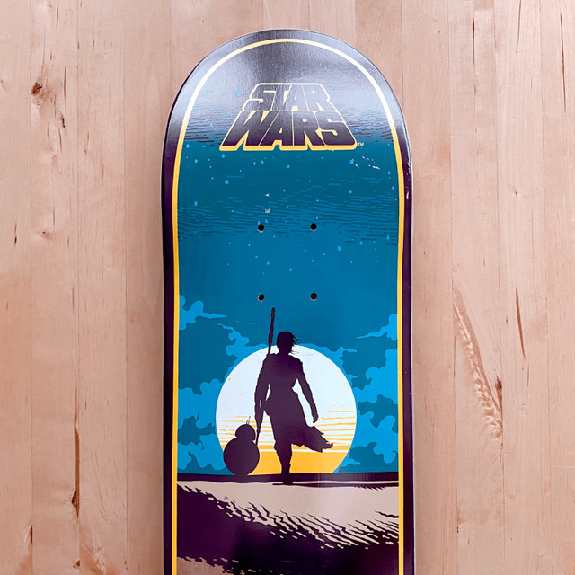 Santa Cruz x Star Wars Episode VII Rey Skateboard Deck 7.8" - photo 3