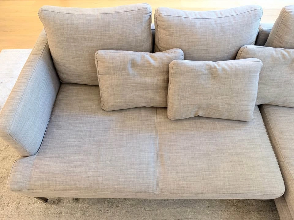BoConcept Modern Light Gray Fabric Sectional Sofa with Chaise - photo 2