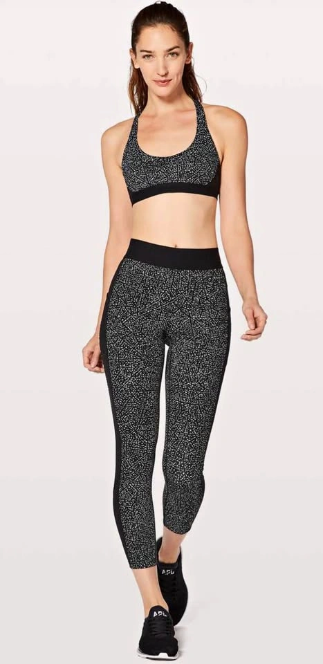 Lululemon Box It Out Tight Night View White Black – Size 6
