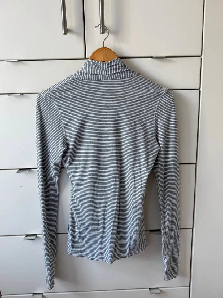 Lululemon Radiant Long Sleeve – Heathered Medium Grey – Size 4/6 - photo 5