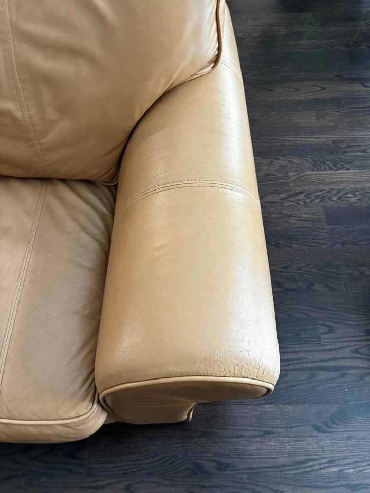 Couch & Loveseat matching Leather - photo 4