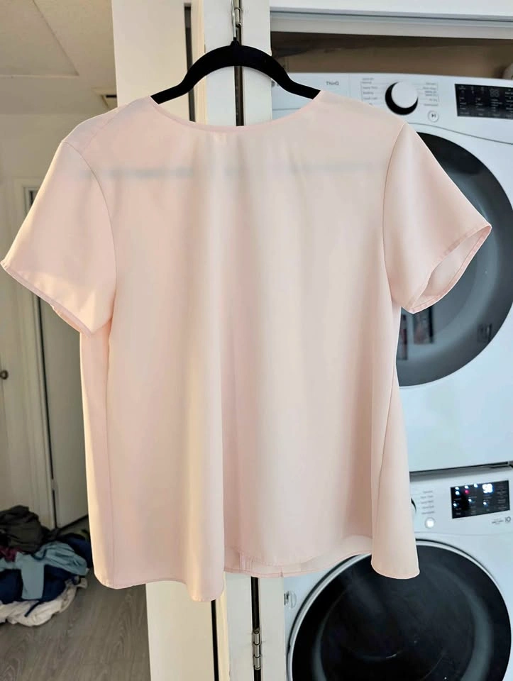 UNIQLO Blush Pink Blouse – Size S