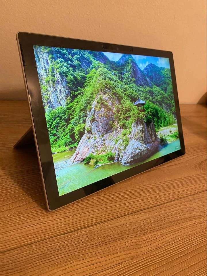 Surface Pro 7 with keyboard. Open to trade for iPad Mini 6. - photo 2