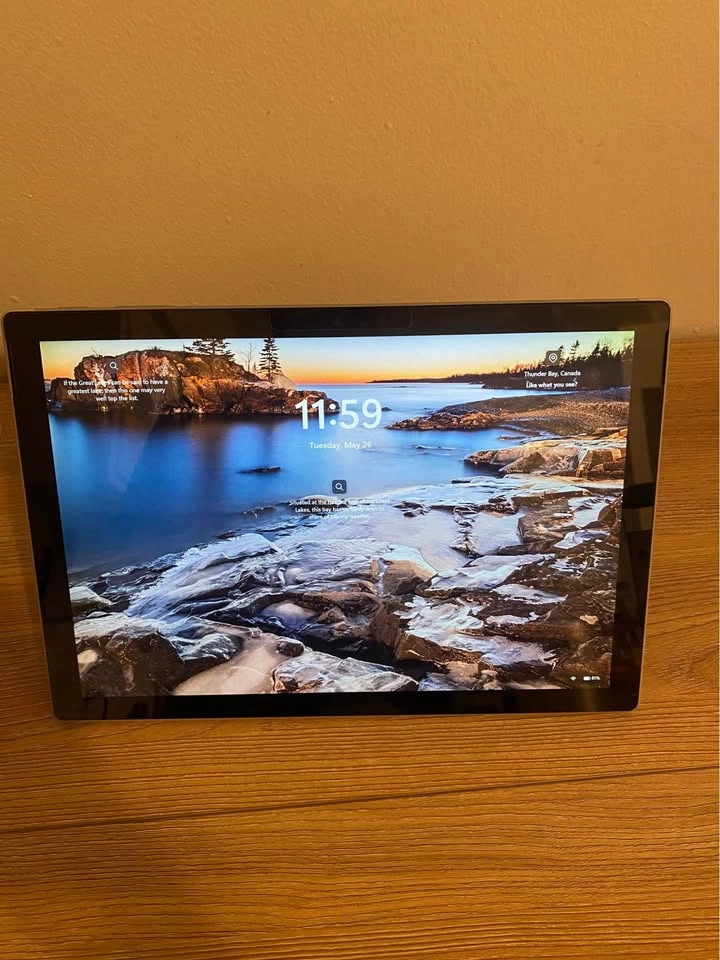 Surface Pro 7 with keyboard. Open to trade for iPad Mini 6. - photo 3