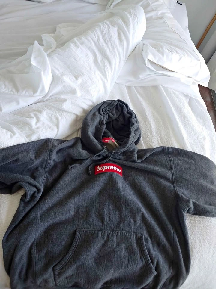 Supreme Box Logo Hooded Sweatshirt charcoal. Brand new.