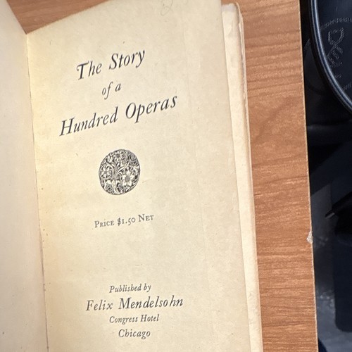 The Story of a Hundred Operas mini HC 1923 Felix Mendelsohn - photo 2