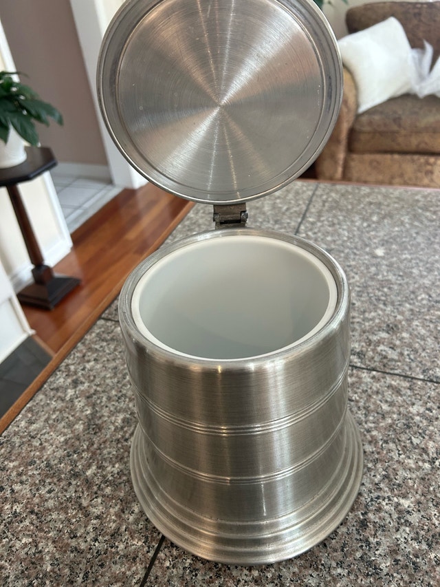 Brushed Aluminum Ice Bucket - photo 2