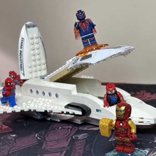 Huge LEGO Marvel Lot: Spider Squad vs Venoms - photo 4