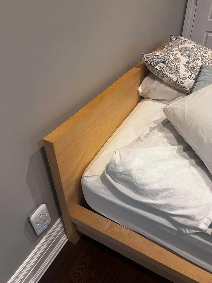 IKEA MALM bed frame - photo 3