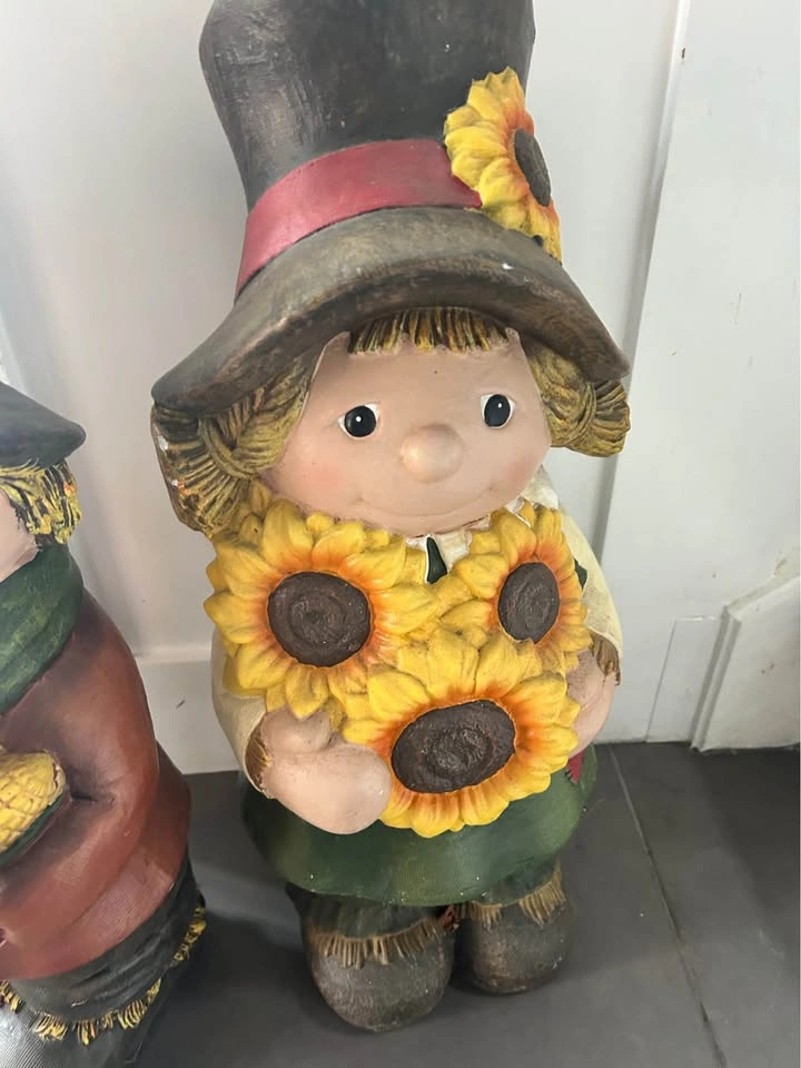 Pair of Adorable 24“ Scarecrow Garden Statues - photo 2