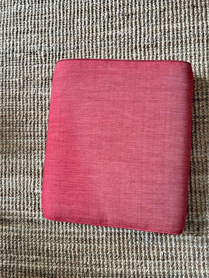 Red Outdoor Seat Cushion 17x19x3“
