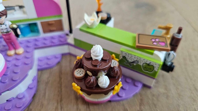 LEGO Friends Baking Competition 41393 - photo 5