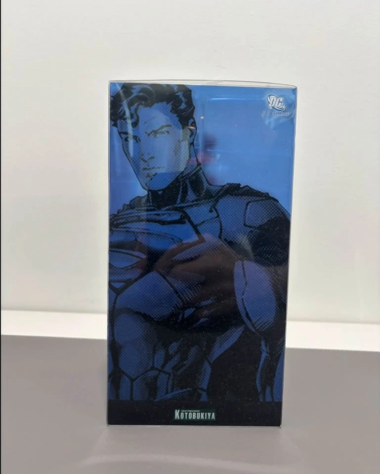Kotobukiya ArtFX+ Superman Justice League 1/10 Scale Statue - photo 4